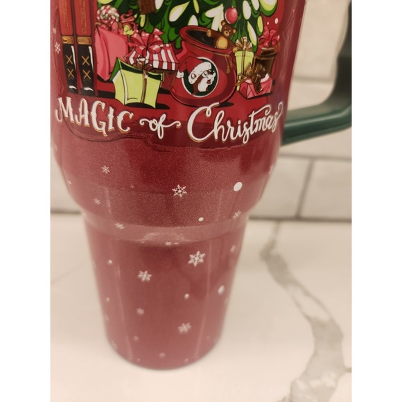 Bucees 2024 Yukon Outfitters 40 oz. Christmas Tumbler With Straw & Green Handle - Picture 5 of 11